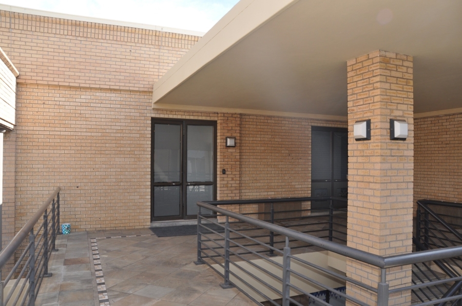 To Let commercial Property for Rent in Bloemfontein Free State